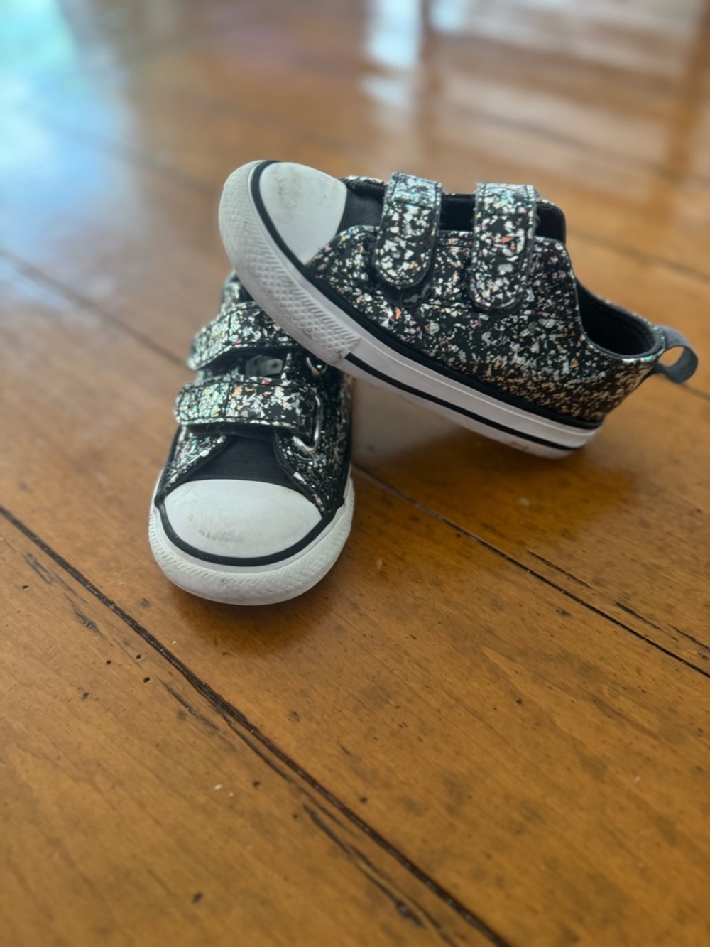 Converse Chuck Taylor All Star glitter infant high-top sneakers